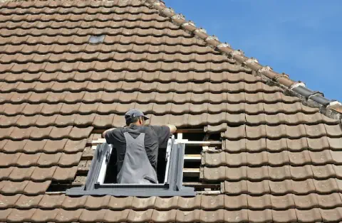 Pose de velux à Frouzins